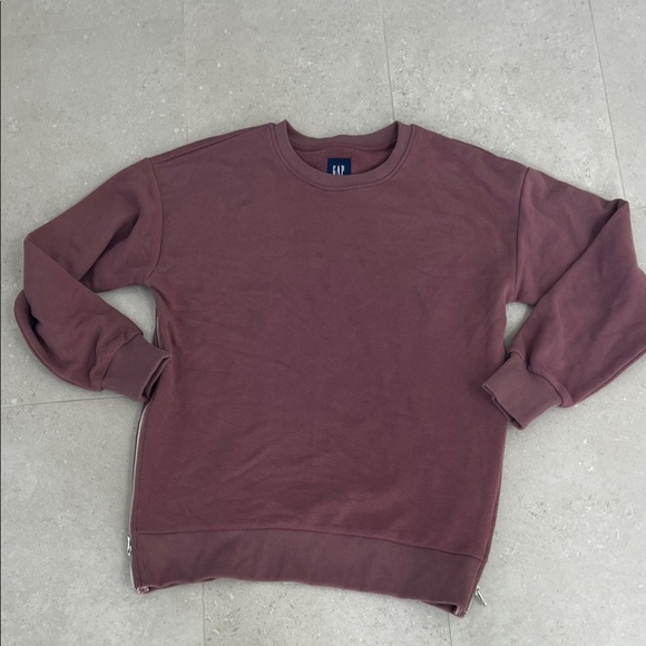 GAP Maternity Pink Crewneck Sweatshirt - Picture 1 of 3